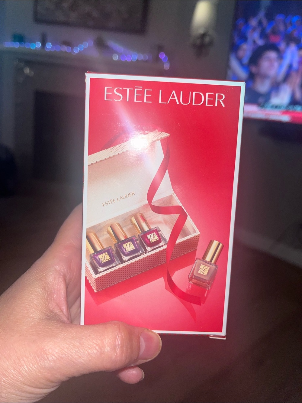 New Estée Lauder Nail Polish - Picture 4 of 5